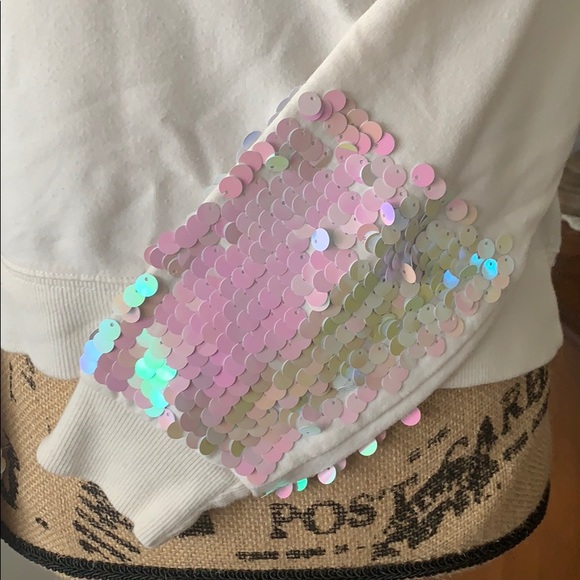 New York and company white sweatshirt type sweater - Picture 2 of 4